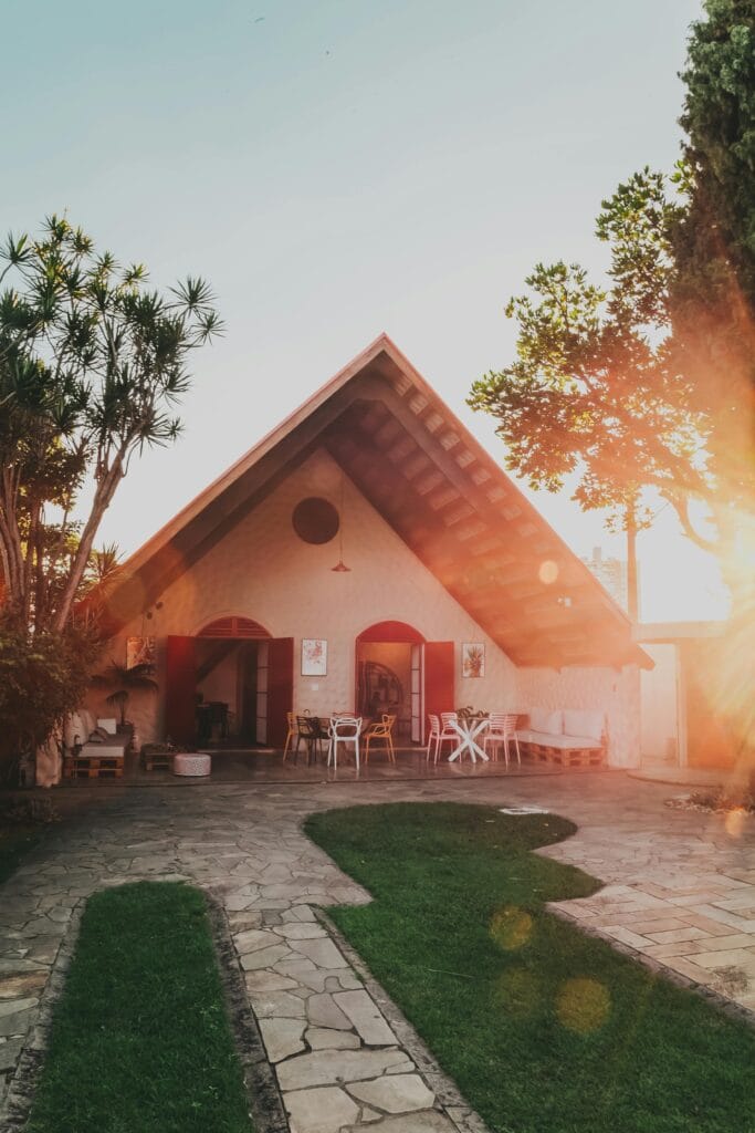 Recreatiewoning verzekeren voor recreatief gebruik Vrijstaande recreatiewoning met terras, geschikt voor verzekering van vakantiewoning of tweede woning.